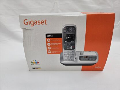 Gigaset E560A – veľkoplošný DECT telefón s integrovaným záznamníkom a SOS funkciou