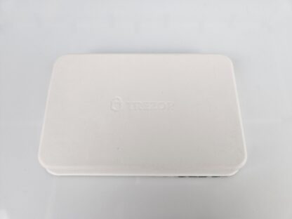Trezor Safe 3 Cosmic Black – hardvérová peňaženka so Secure Element ochranou